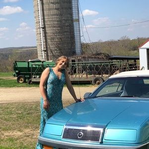 Meet your Posher, Ashly